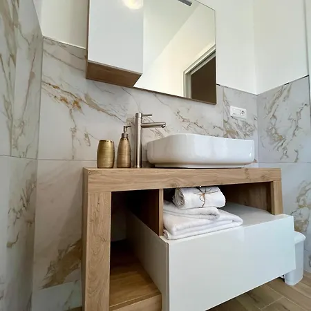 Vendégház The Crown