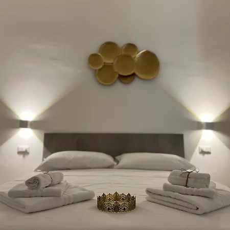 The Crown 3*