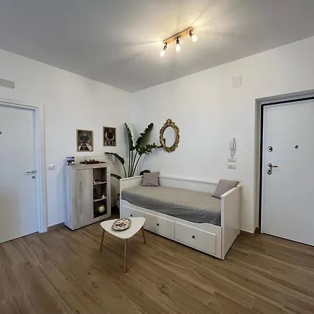 Guest house The Crown